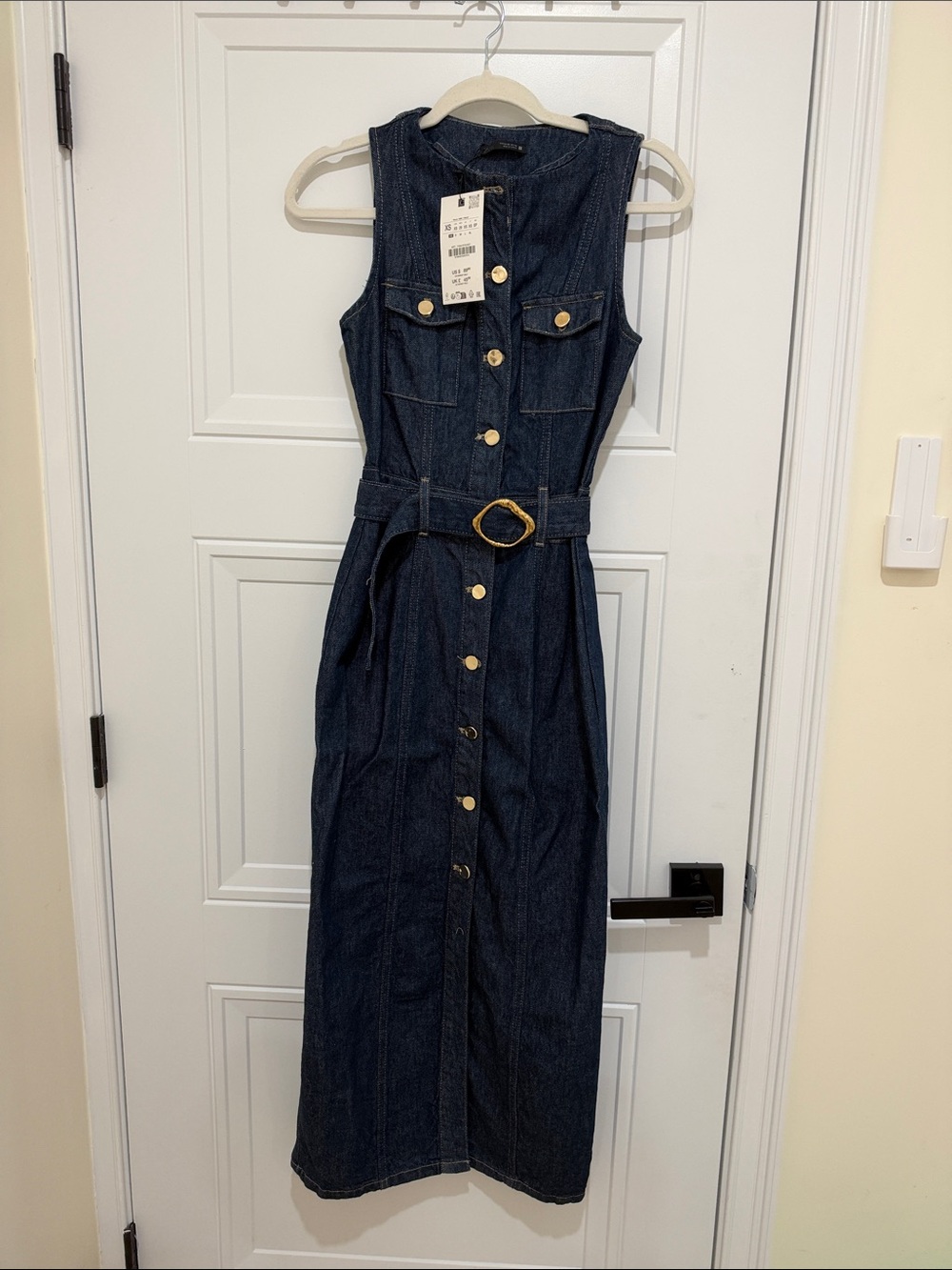 Zara Dark Blue Sleeveless Denim Midi Dress with Gold Buttons